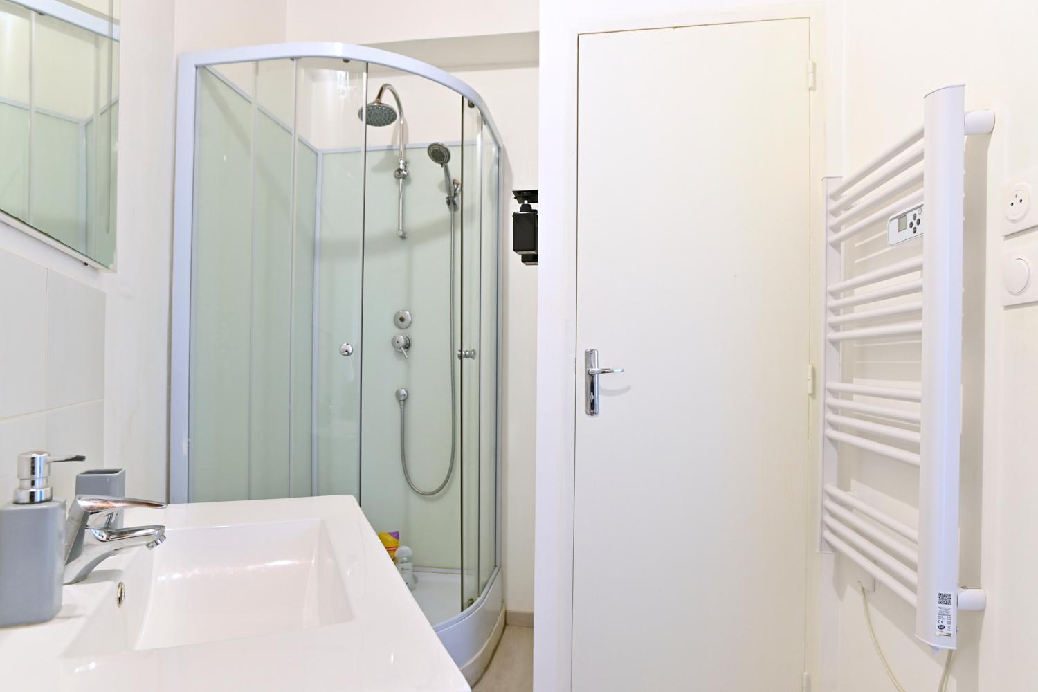 Spacieux T2 - Proche Centre - Confort Et Serenite Saint-Quentin  Luaran gambar